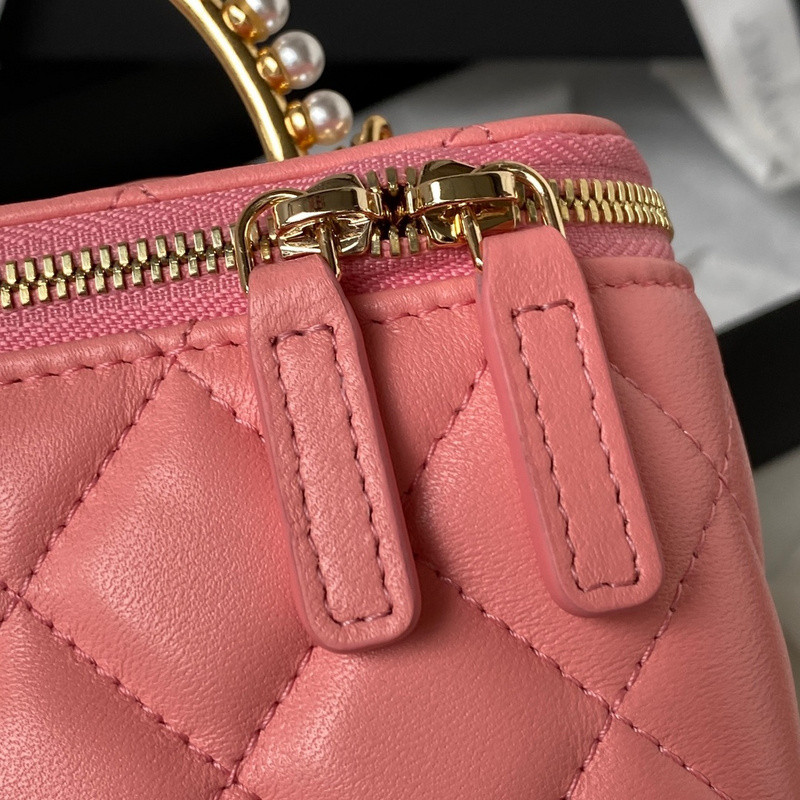 Ch**el purse
