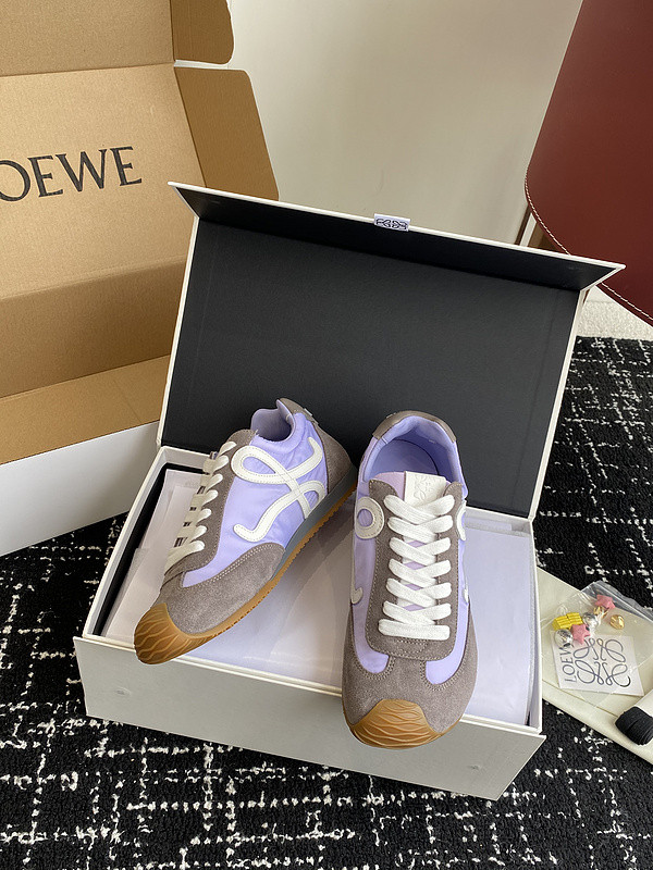 L0ew* sneaker