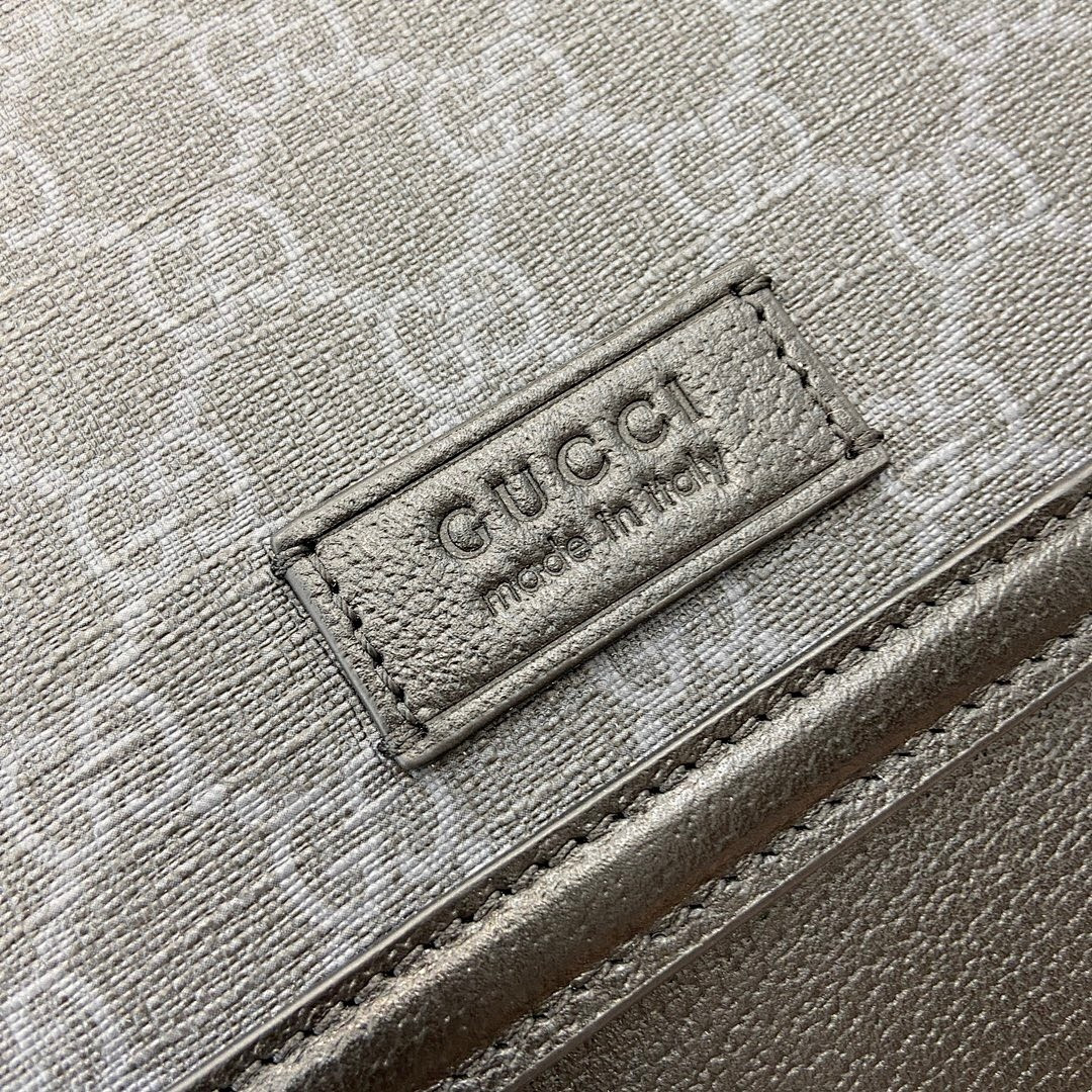 Gvc*1 BAG