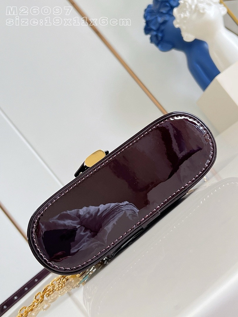 LVT PURSE