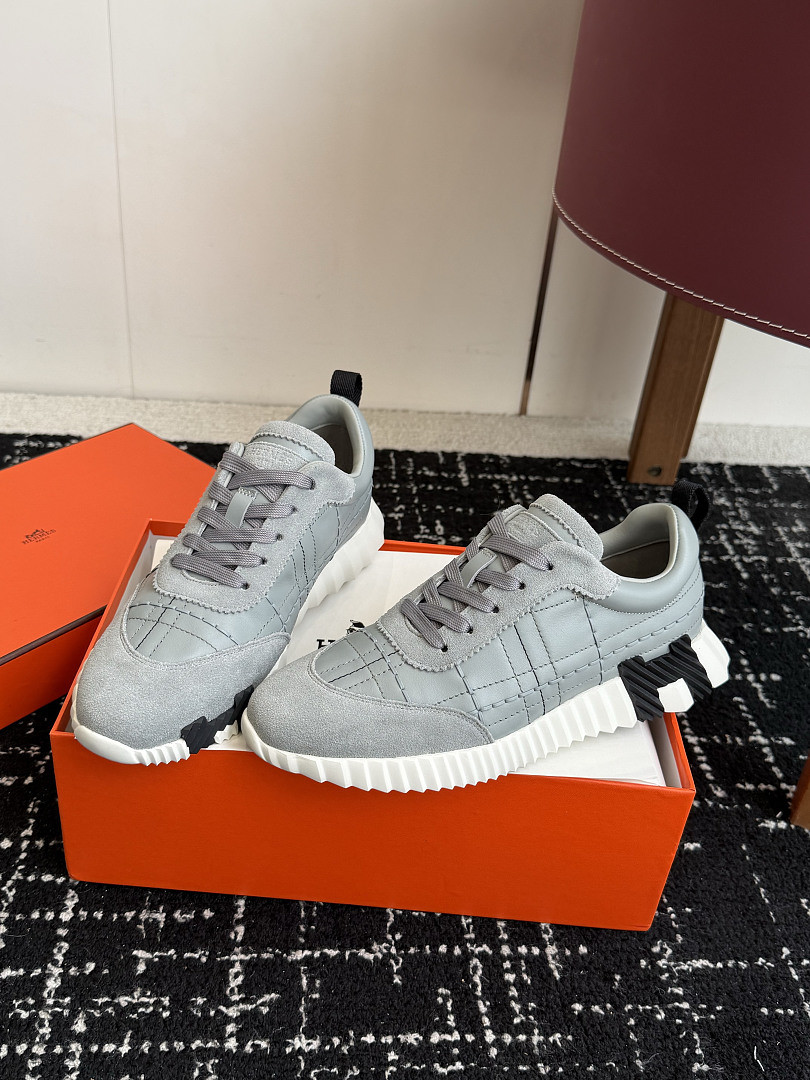 H**me5 Sneaker