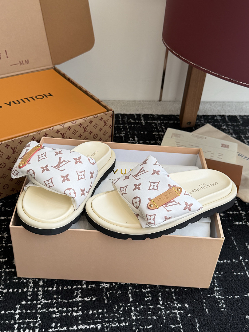 LVT SANDALS