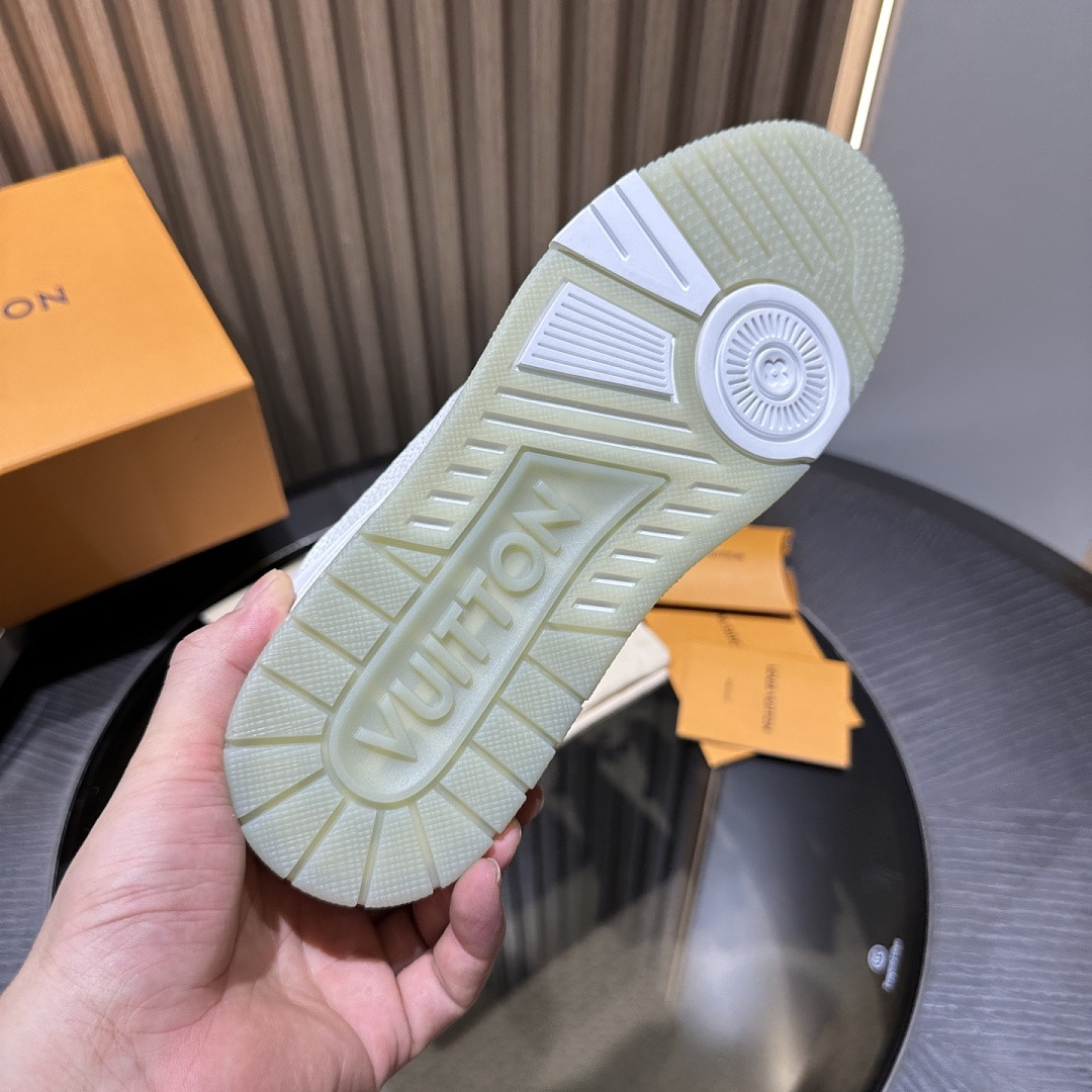 LVT SNEAKERS