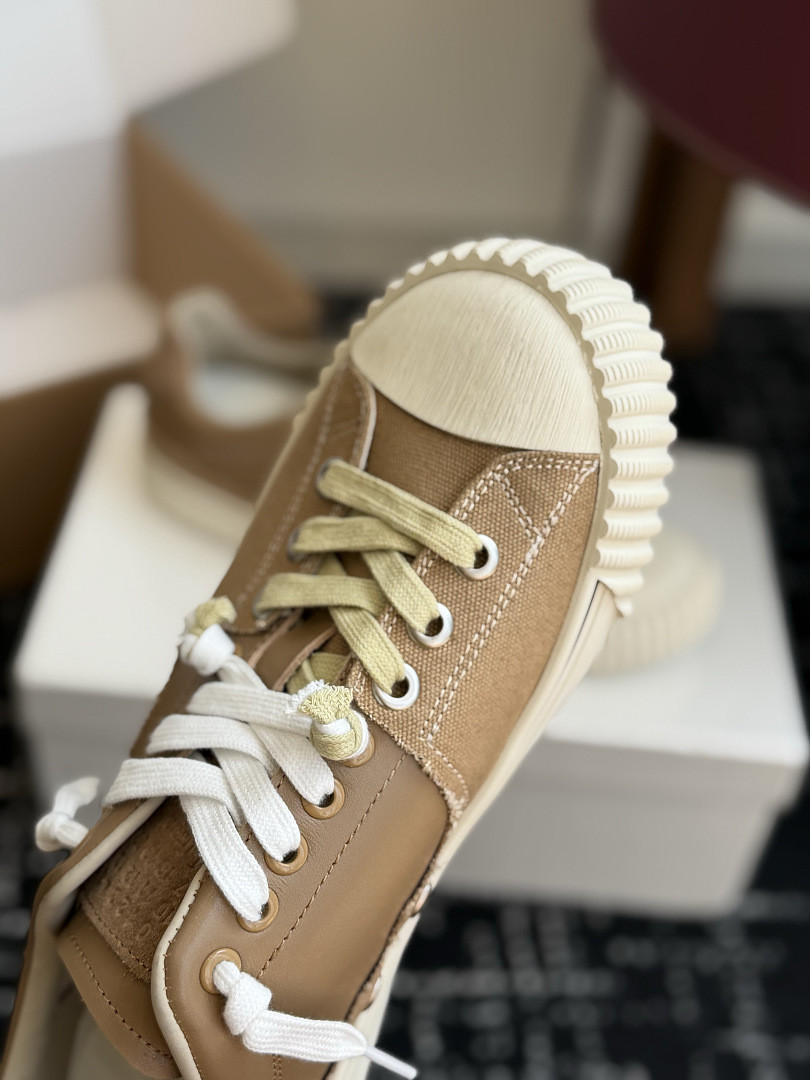 Ma1s0n Marg*e1a SNEAKER