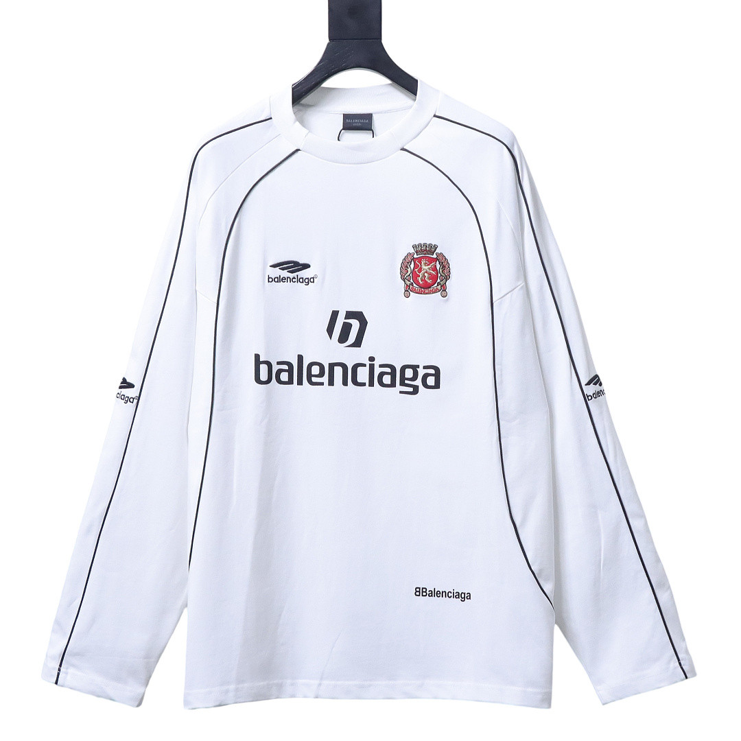 Ba1en*iaga Clothes