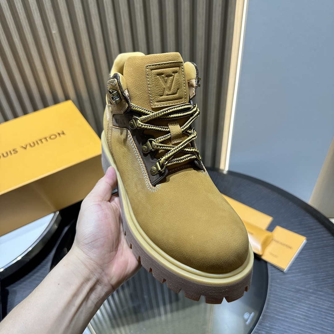LVT BOOTS