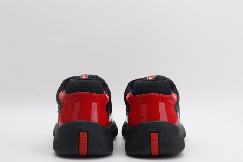 pr sneaker