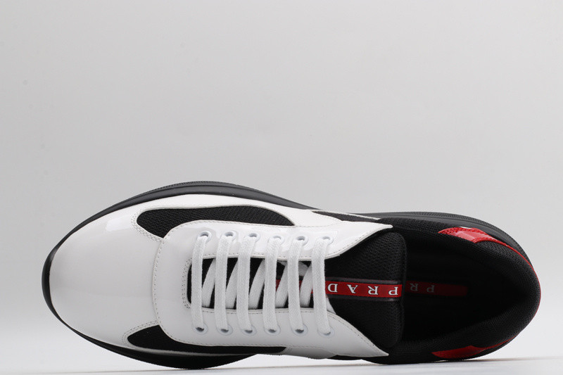 pr sneaker