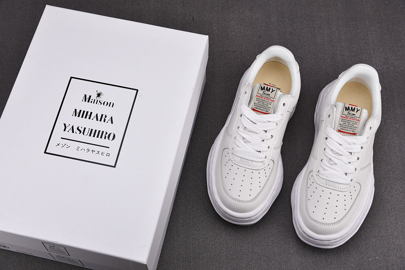 Ma*s*n mihara yasuhiro sneaker