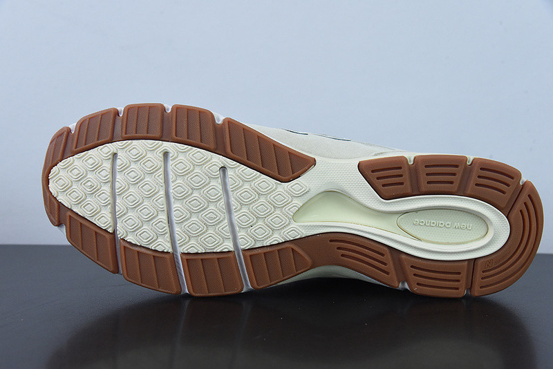 new balance sneaker
