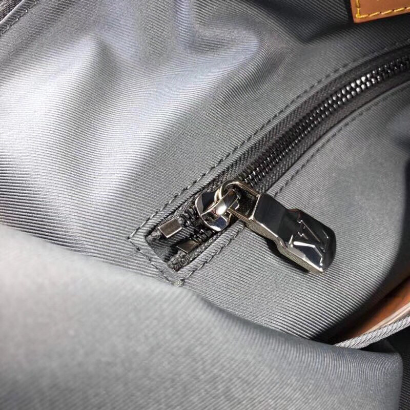 LVT PURSE