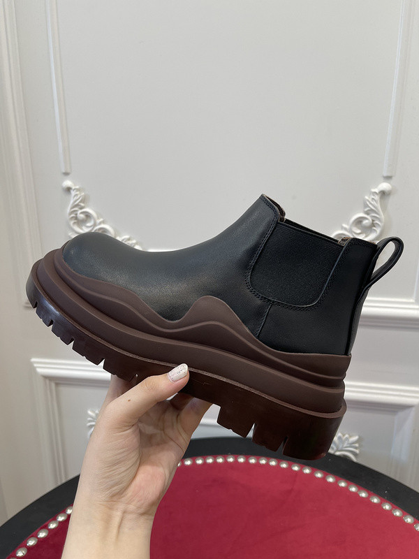 Bo*te*ga ve*ne*ta sneaker