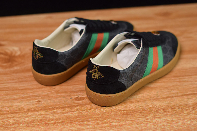 g*u*i jbg leather and suede
