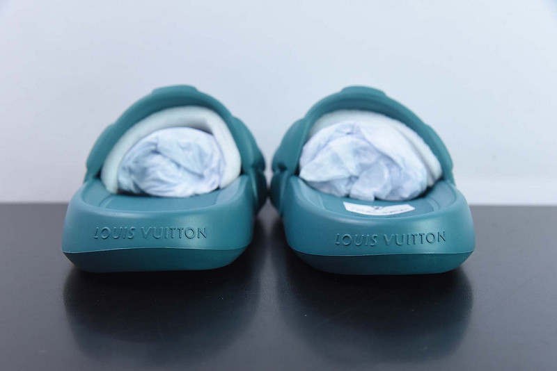 lvt sandals