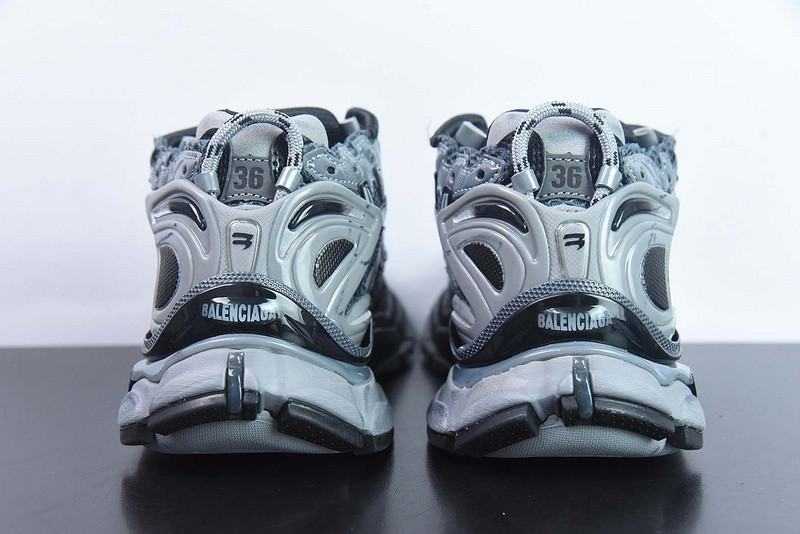 Ba*len*cia*ga runner sneaker