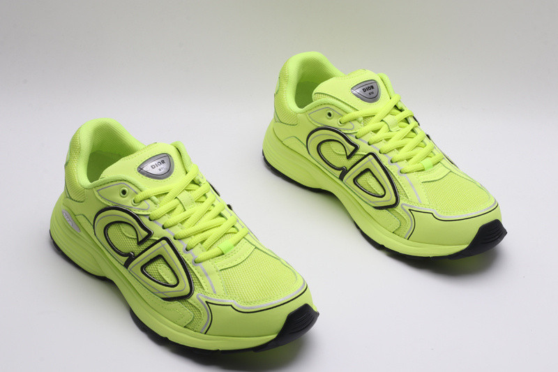 dio* sneaker