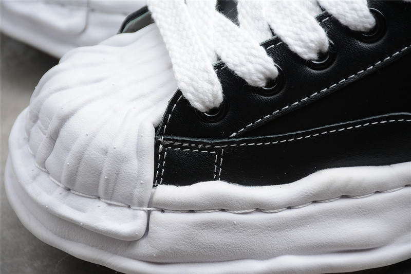 Ma*s*n mihara yasuhiro sneaker