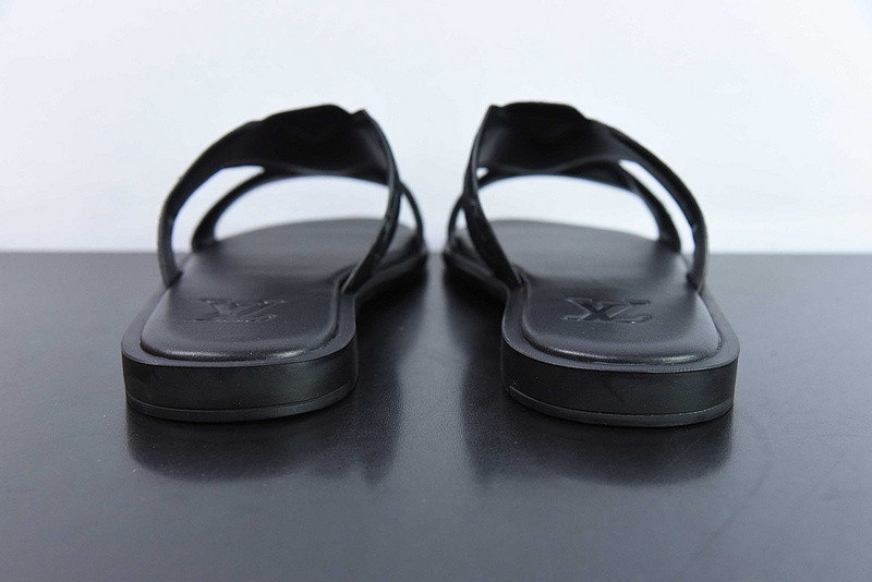 lvt sandals
