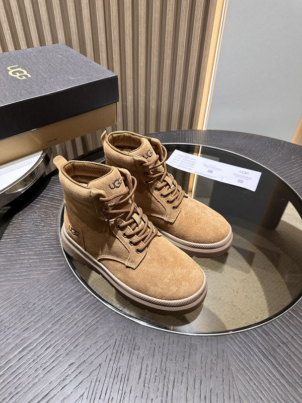 UGG