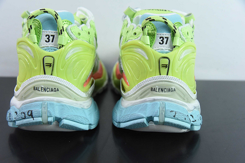 Ba1en*iaga runner sneaker