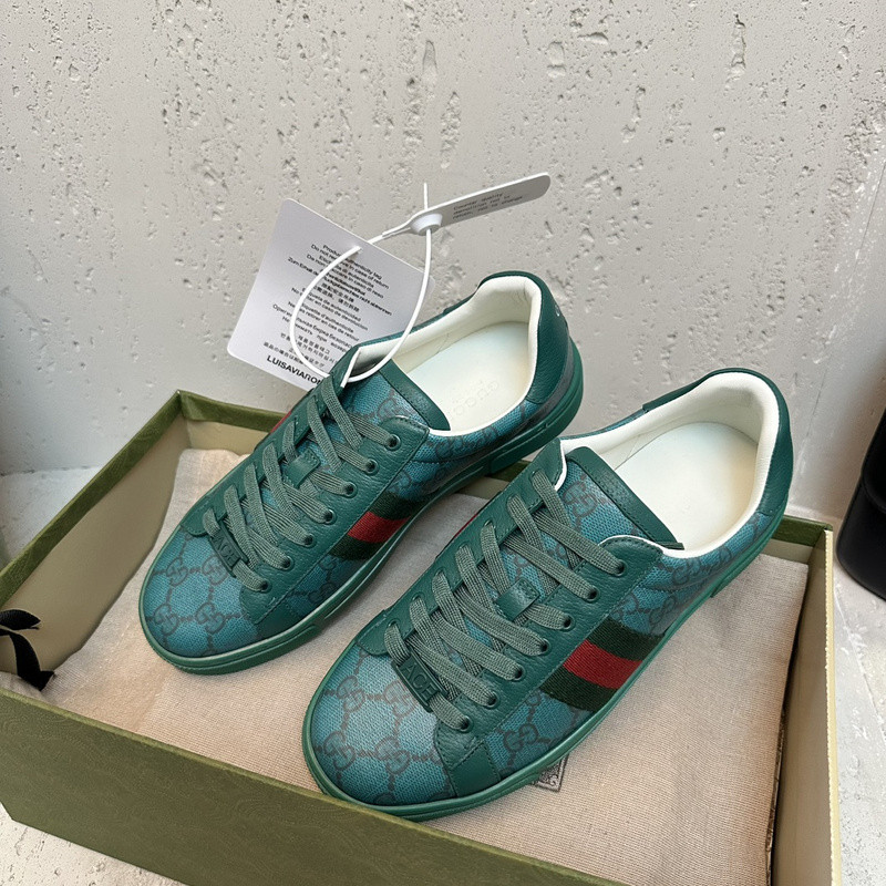 G*u*i sneaker