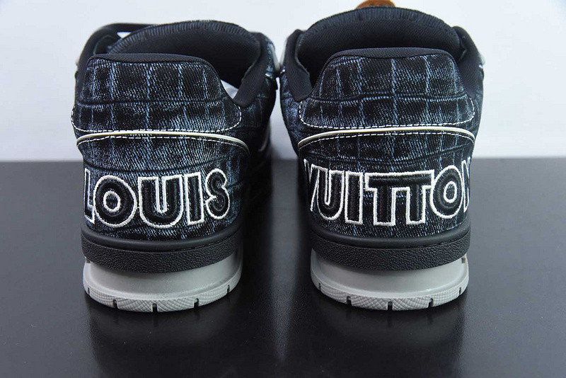 LVT SNEAKERS