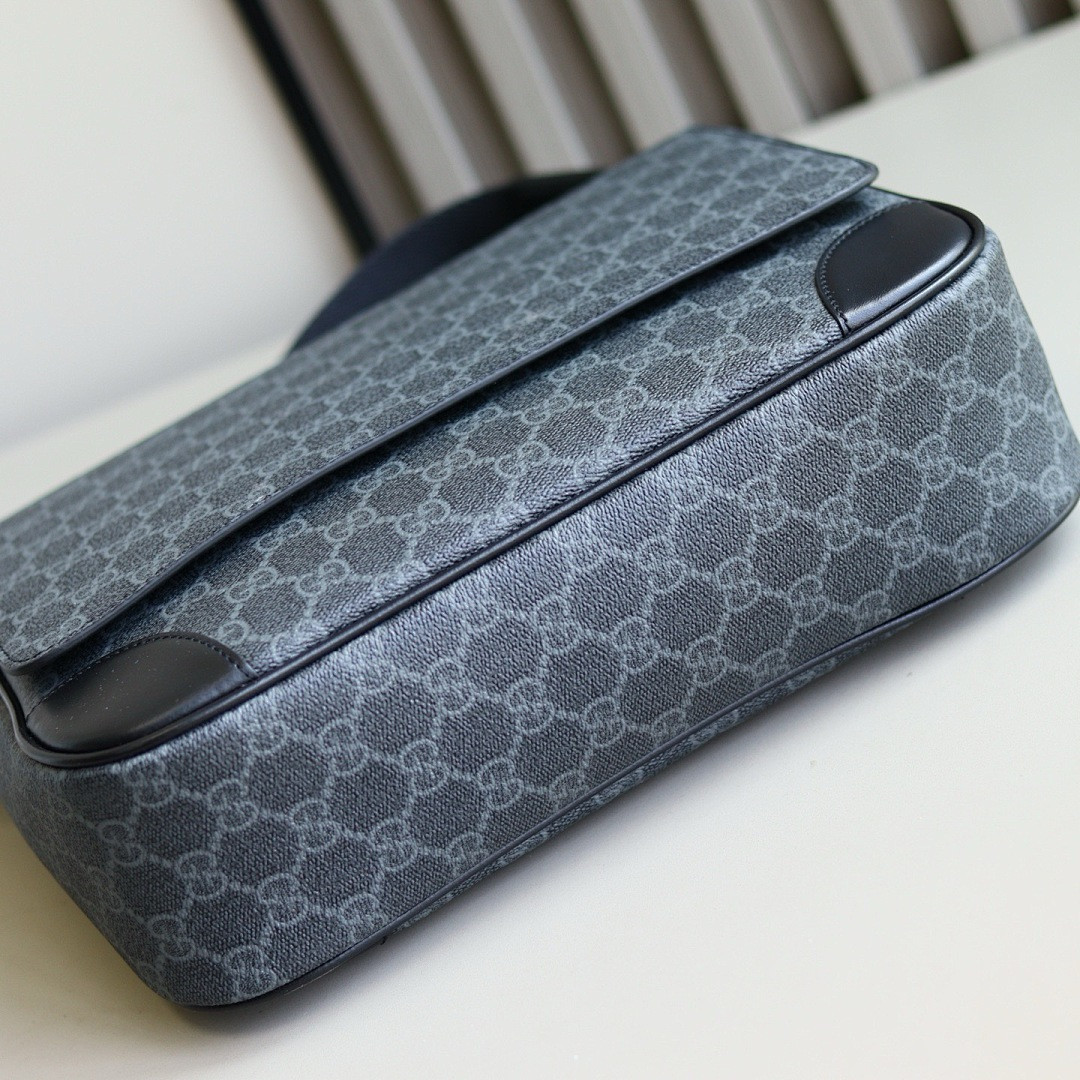 Gvc*1 BAG