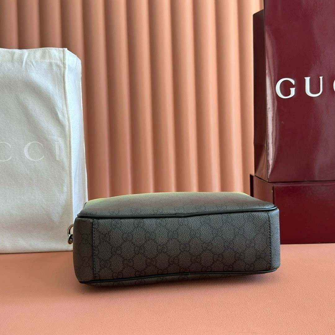 Gvc*1 BAG