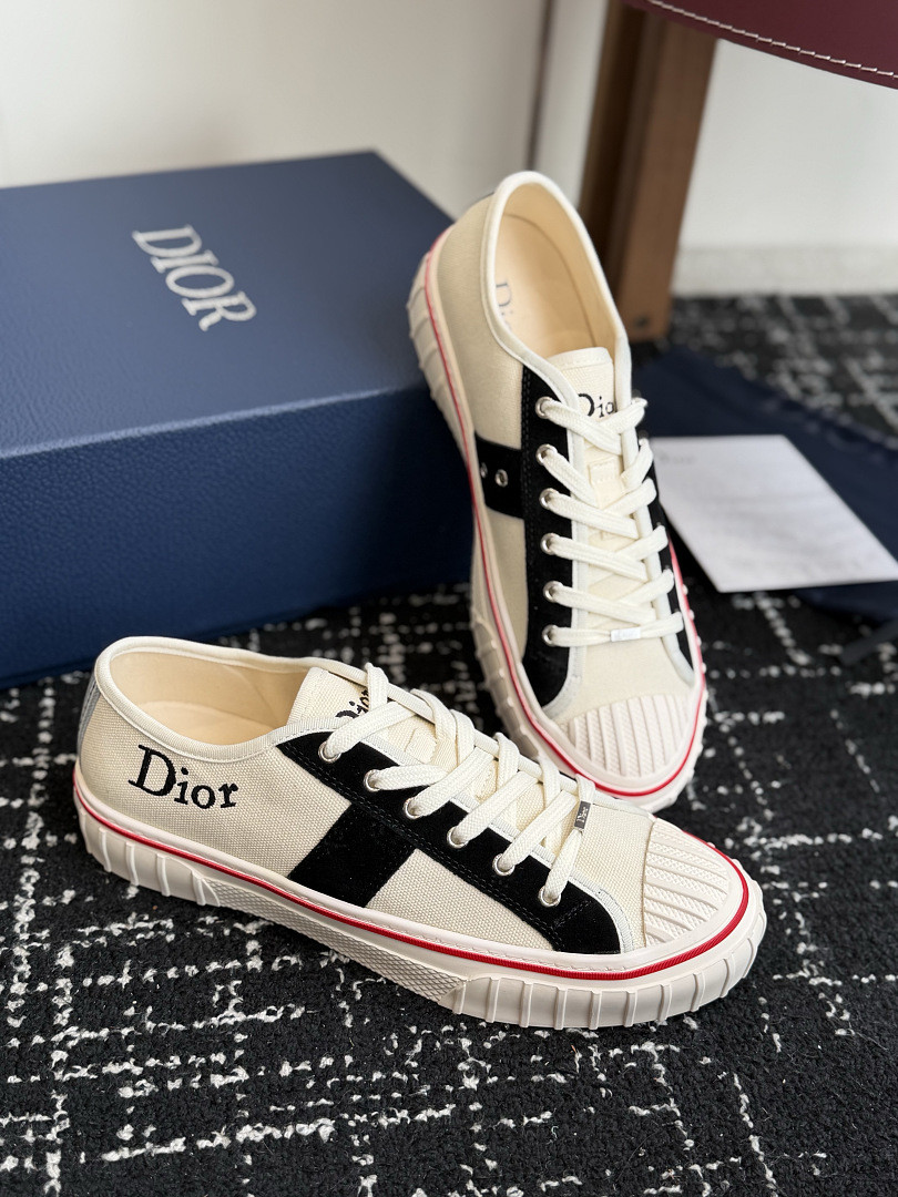 DIO* SNEAKER