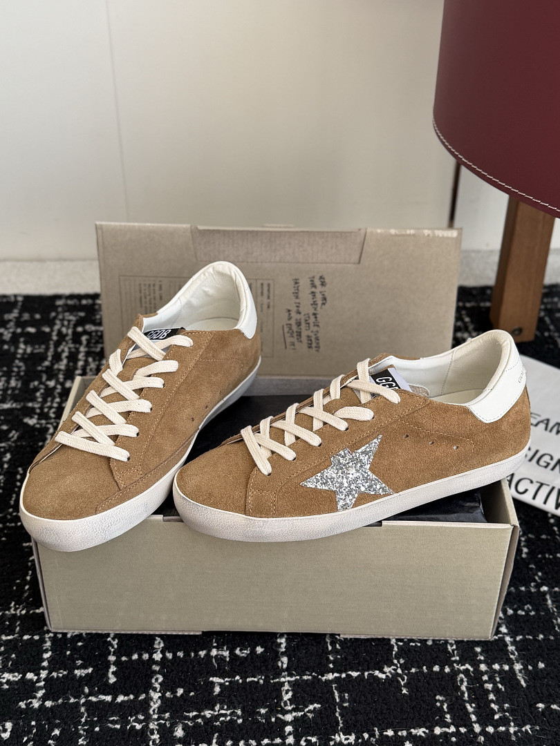 GGDB SNEAKER