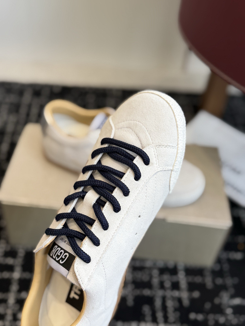 GGDB SNEAKER