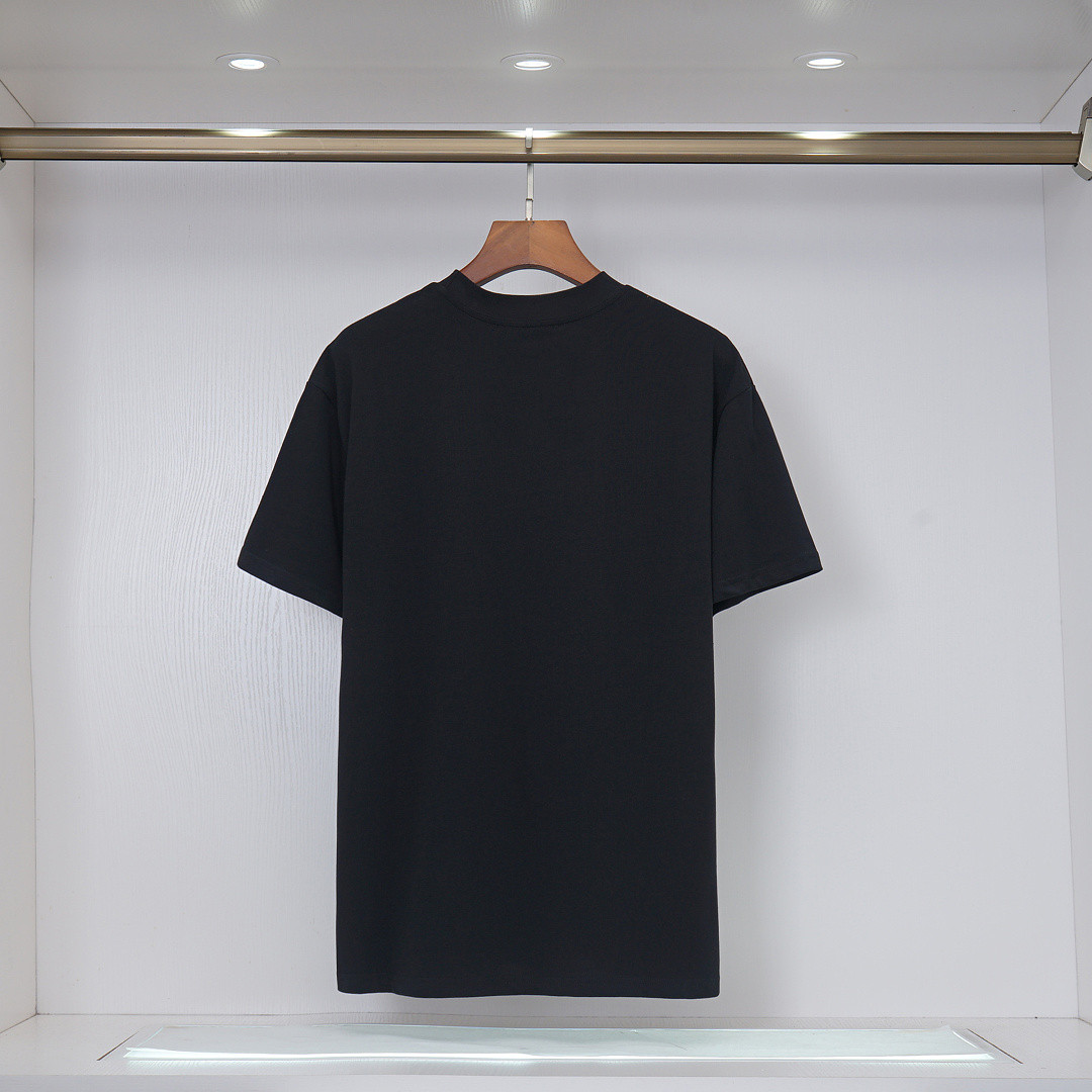 Ba1en*iaga Clothes