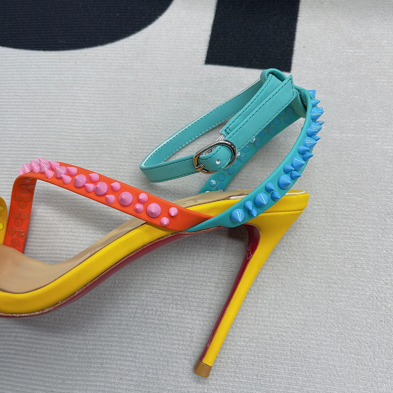 chian louin heel