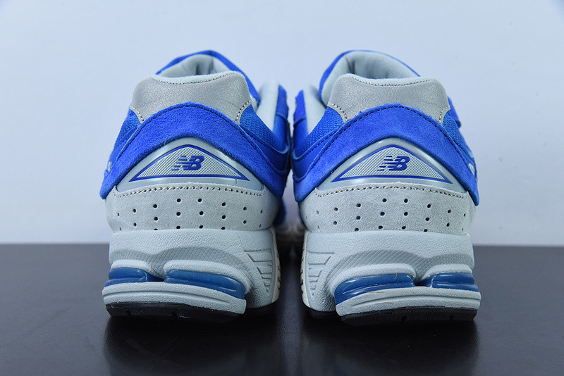new balance sneaker