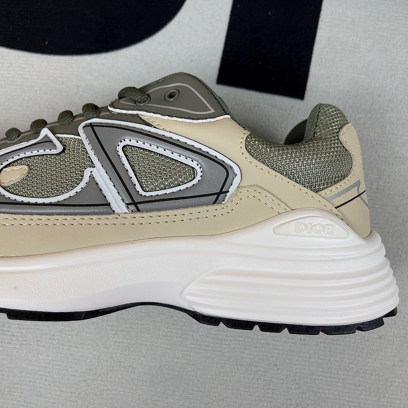 dio* sneaker
