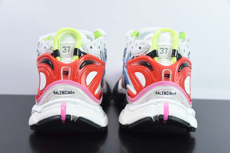 Ba*len*cia*ga runner sneaker