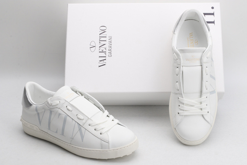 Va1e*ntin0 garavani sneaker