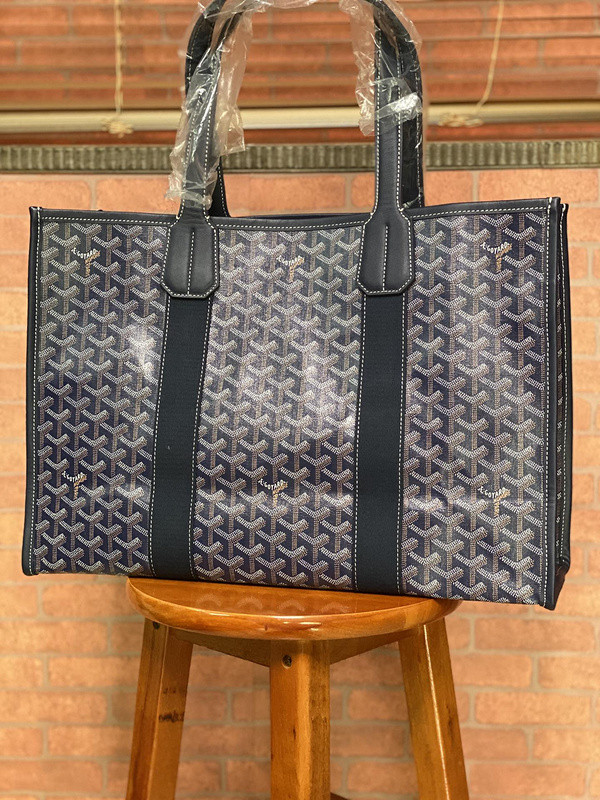 G09ard purse