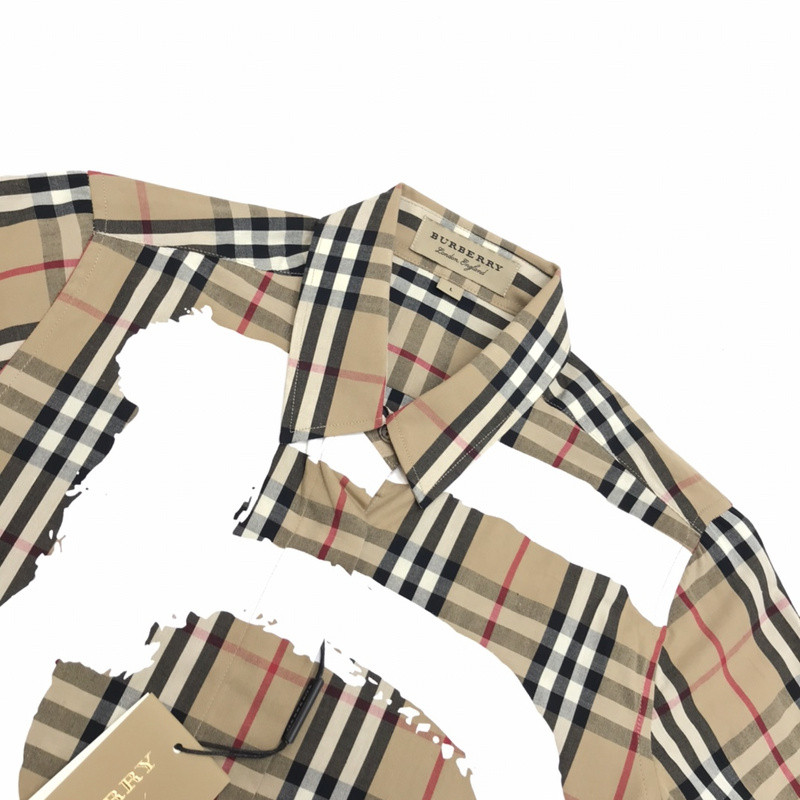 B**rry clothes