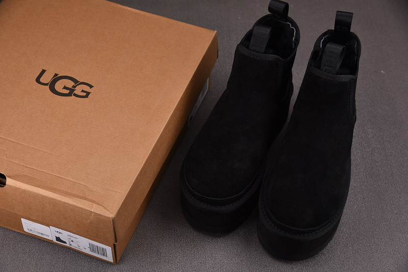UGG
