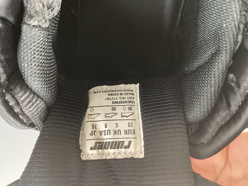 Ba*len*cia*ga runner sneaker