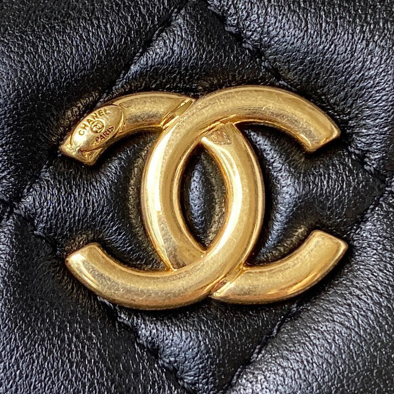 Ch**el purse