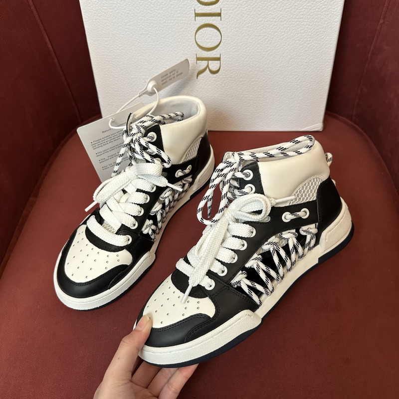 DIO* SNEAKER