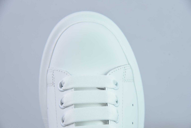 AlexER McEEN SNEAKERS