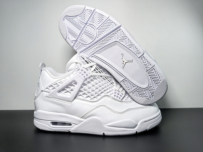 Air Jordan 4 Retro