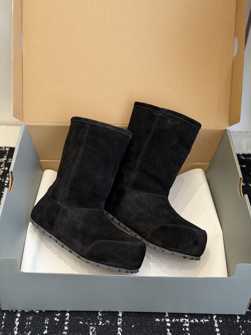 BC BOOTS