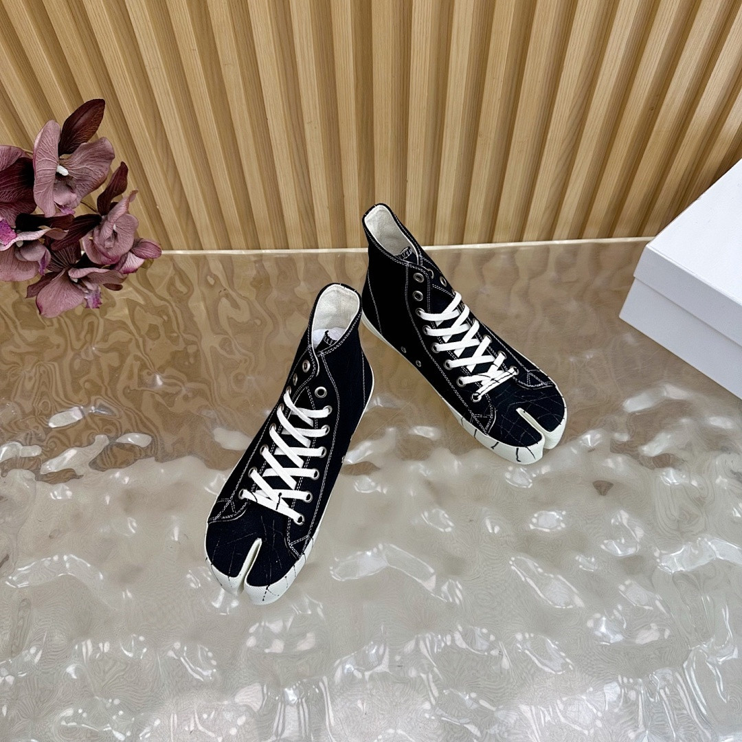 Ma1s0n Marg*e1a SNEAKER