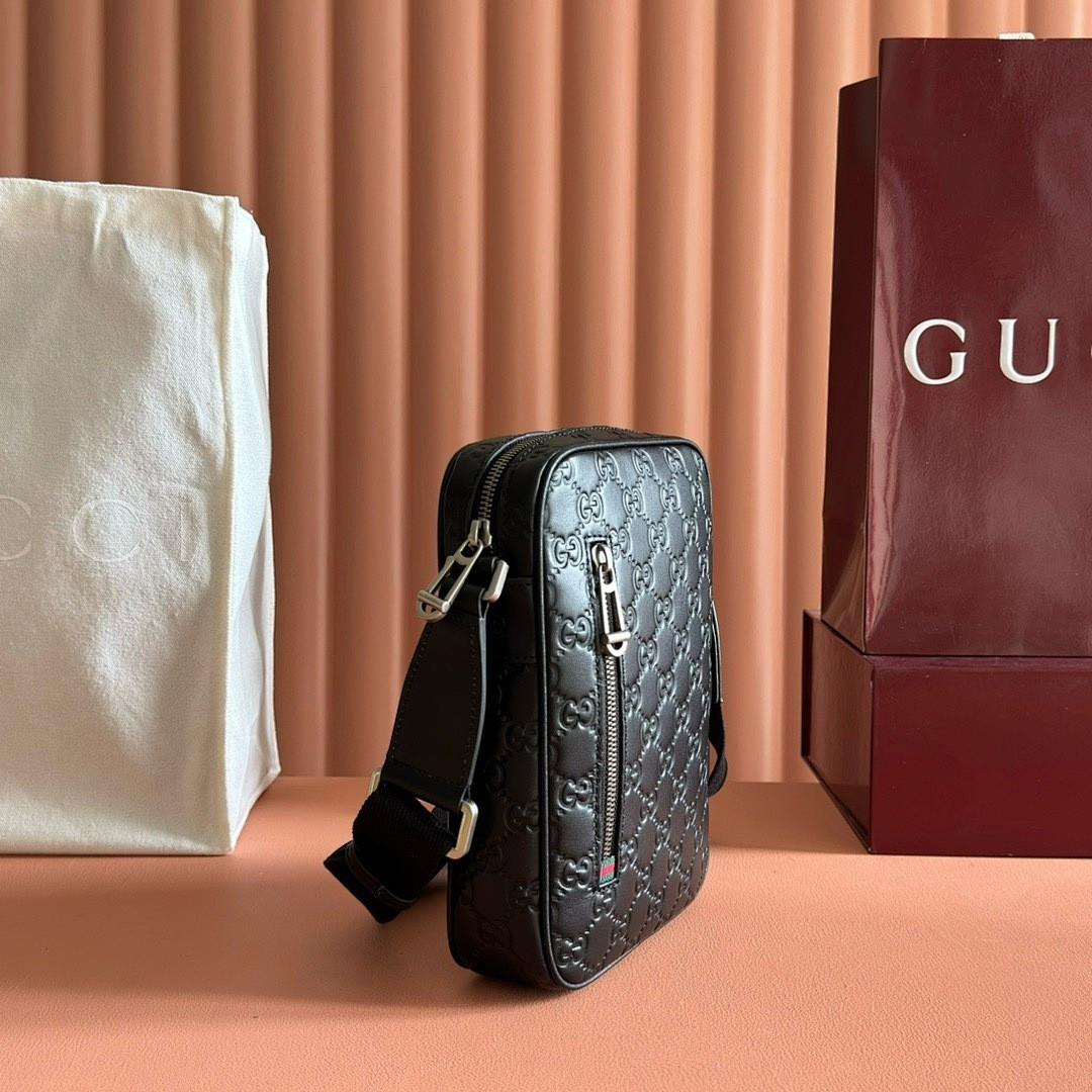 Gvc*1 BAG