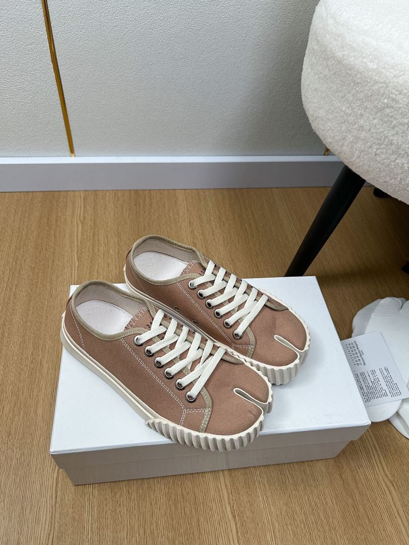 Ma1s0n Marg*e1a SNEAKER