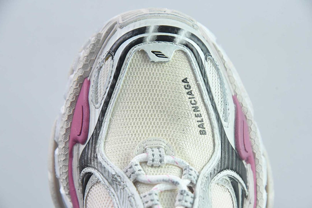 BC TRIPLE S TRAINER